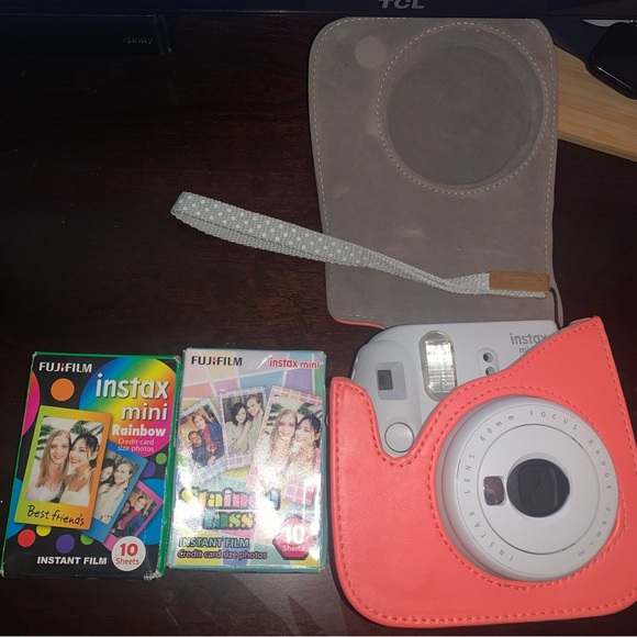 Fujifilm Instax Mini 9 Smokey White With Film & Case